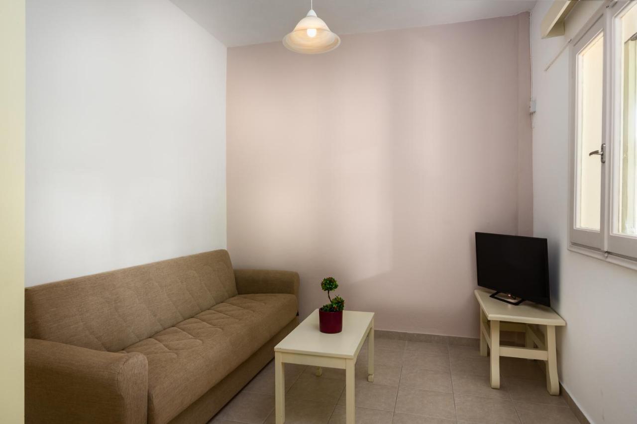 Filorian Hotel Apartments Acharavi  Eksteriør billede