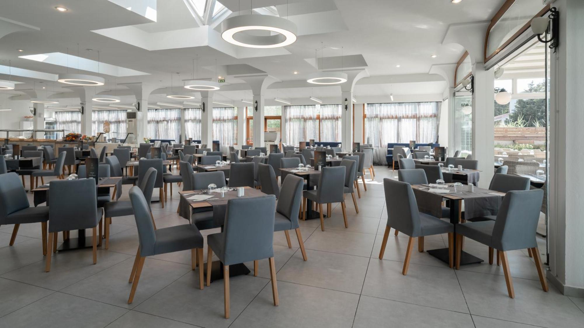 Filorian Hotel Apartments Acharavi  Eksteriør billede